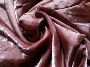8 MTRS Trending luxurious fandi satin silk fabric