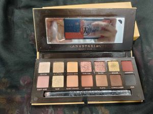 Anastasia Beverly Hills Soft Glam Eyeshadow Palett