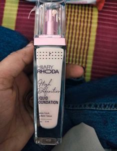 Hilary Rhoda High Definition Liquid Foundation