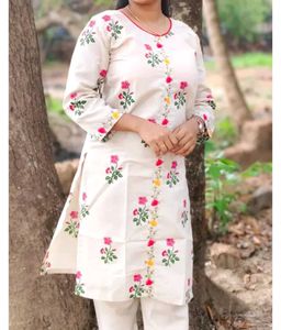 unique kurtha set