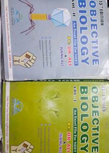[FREE DELIVERY]Objective Biology Books Vol 1 & 2