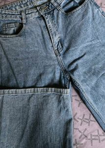 MAX High Waisted Wide Leg Jeans