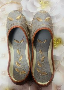 New Womane Juti 👡 37 /4