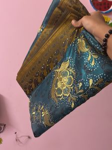 Saree with Gift