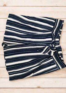 hsm Chic Striped Wrap Shorts
