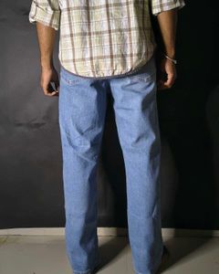 levi's Unisex like new Light Wash Denim Jeans