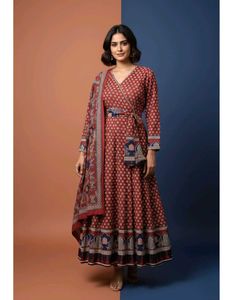 Red &amp; White Printed Kurta Set, all size