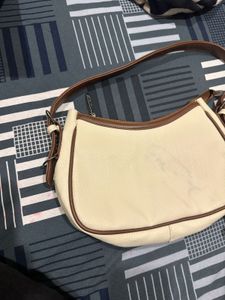 Zuby Brand Stylish Cream Hobo Bag