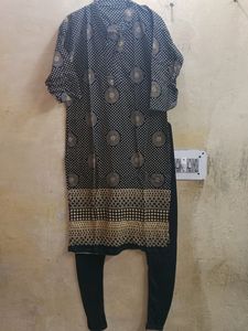 Women's Black Kurti With Legging
