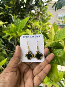 Handmade Black &amp; Gold Clover Earrings