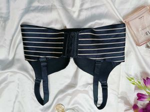 🇳🇿💫🎀black &amp; White Striped Bra