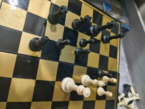 Magnetic Travel Chess Set