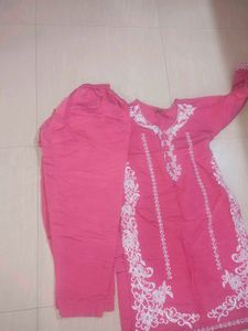 Beautiful Pink Embroidered Kurta