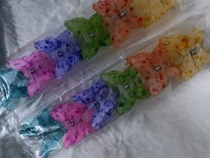 12 Peace hair clutcher Multiple Colours