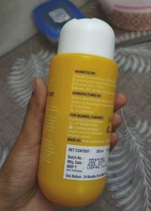 Aqualogica Glow+ Hydrating Body Wash
