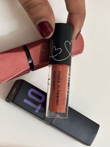 Bundle of 4 Lipsticks &amp; Glosses