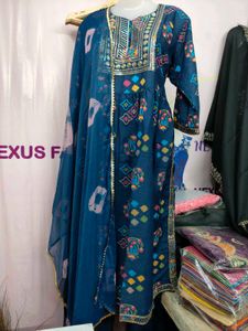 Brand New Naira Cut Suit