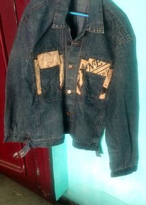 STUNNING UNISEX DENIM JACKET