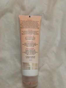 The Pink Foundry Pore Refining Clay Mask