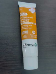 The Derma Co Hyaluronic Sunscreen Aqua Gel