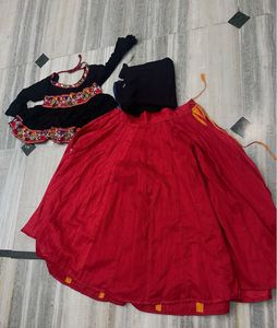 Kediyu with Red Skirt Set