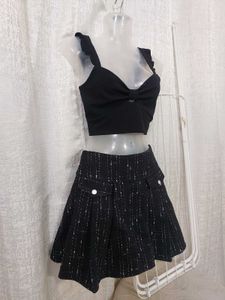 Tweed black short-skirt