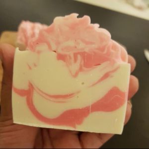 1 Kg Soap Bar (10-12 Pieces)