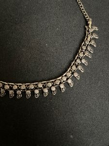 Oxidized Neck Chocker