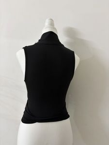 Savana by Urbanic Black Blouse✨