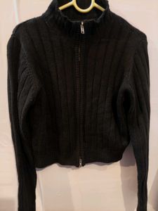 ୭ ᵎᵎ 🧁Black Zipper crop Knit Sweater🖤