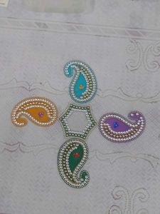 Handcrafted Acrylic Decorative Kundan Rangoli