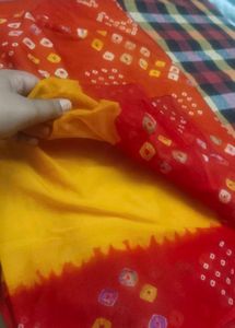 Red Bandhani Saree