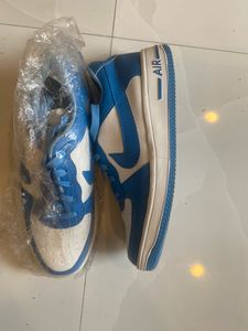 AF1s University Blue