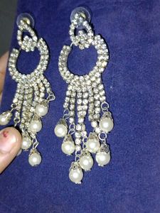 Stunning Dangle Earrings with Pearls