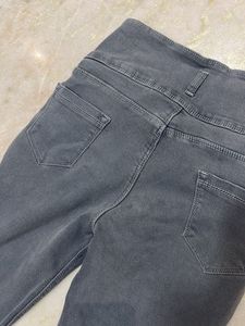 High Waisted Jeans