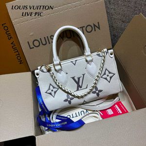 LOUIS VUITTON*OnTheGo East West Bicolour monogram