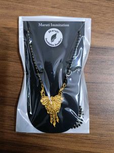 Elegant Gold Mangalsutra