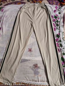Cotton Trouser 32 size beige colour good quality