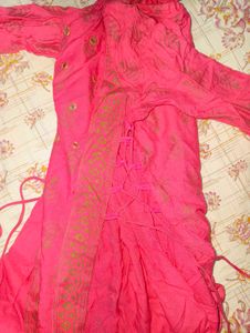 Vibrant Pink Embroidered Kurta🩷