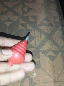 Set of 4 Spinning Tops with 2 rope + free delivery
