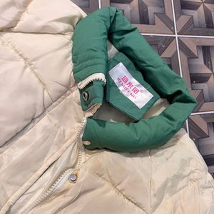 Cream Puffer Jacket with Green Collar