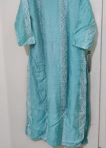 Turquoise Kurta with White Geometric Print