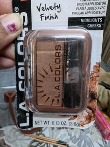 L.A. Colors Highlights Cheeks