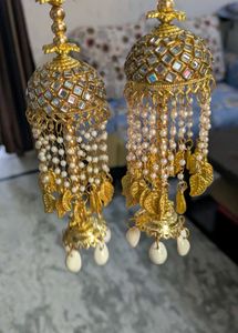 Exquisite Gold Kaleerein with Pearls