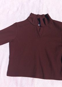 Full Sleeve Crop Top