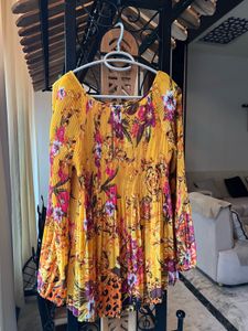 Vibrant Floral Pleated Tunic Top