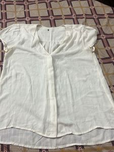 Elegant White V-Neck Top