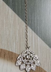 Women's Necklace With Earrings And Maang Tika