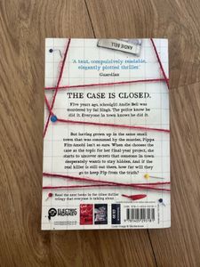 A Good Girl's Guide to Murder Book