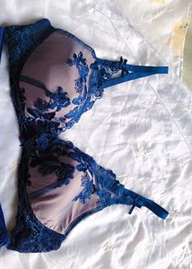 Lace Bra &amp; Panty Set